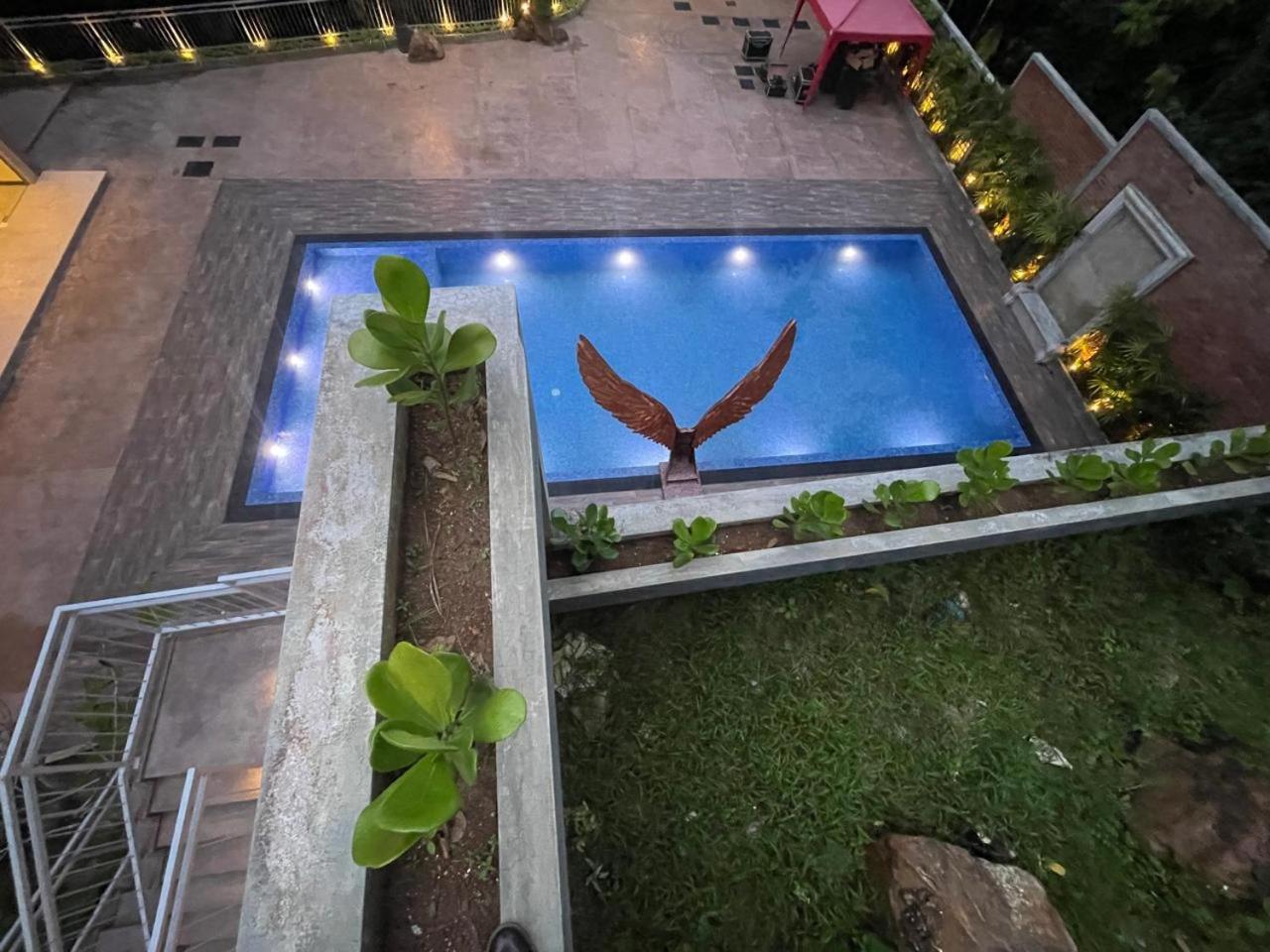 Hotel Grand Amanee Ratnapura Exterior foto